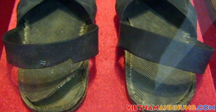 Đôi dép Bác Hồ