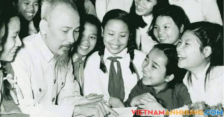 Ai có trách nhiệm trồng người