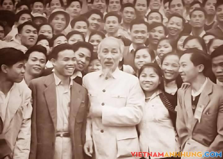 Tôn trọng lợi ích của nhân dân