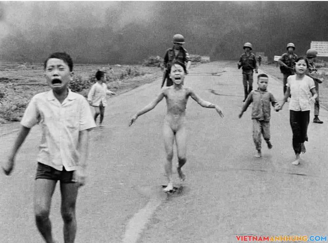 48 năm trước bức ảnh em bé Napalm được chụp (8/6/1972)