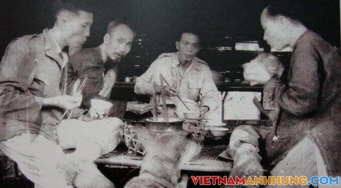 Võ Nguyên Giáp – Vị Đại tướng “cá kho, cơm nắm, muối vừng”