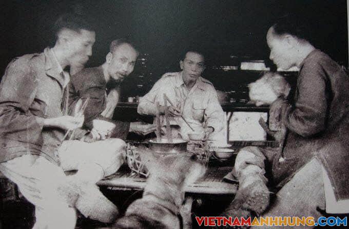 Võ Nguyên Giáp – Vị Đại tướng “cá kho, cơm nắm, muối vừng”