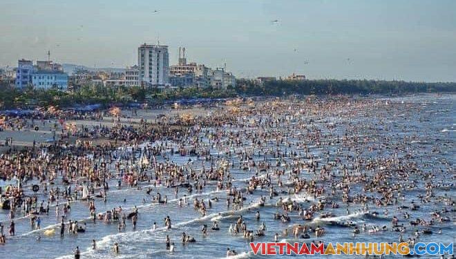 Khi cả thế giới đang loay hoay chống dịch thì ở một đất nước cộng sản đang quá tải vì du lịch