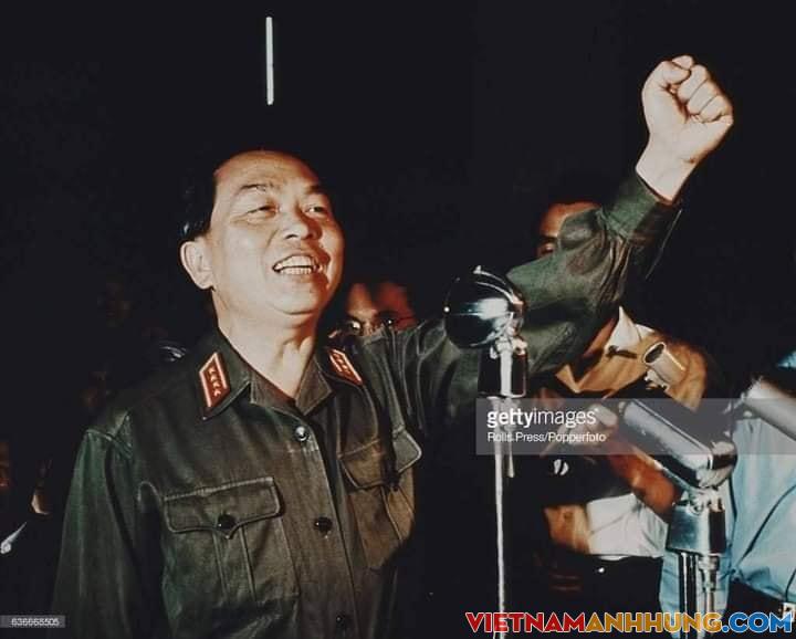 Đánh bại 10 tướng, suốt 30 năm cầm quân không phạm sai lầm chiến lược nào, Đại tướng Võ Nguyên Giáp là một hiện tượng hy hữu trong quân sử thế giới