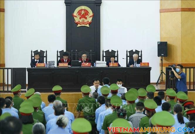 Xét xử vụ án tại xã Đồng Tâm: Nhóm bị cáo chống người thi hành công vụ thừa nhận hành vi phạm tội