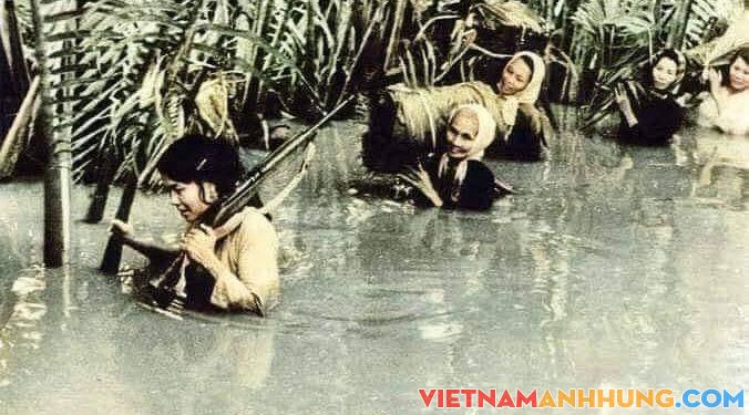 Giặc đến nhà – Đàn bà cũng đánh