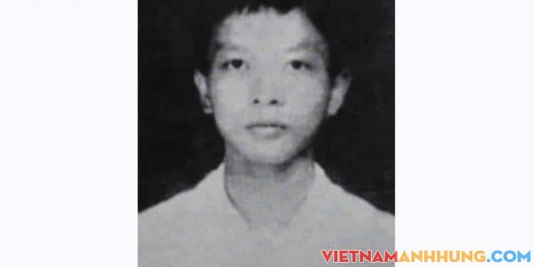 Đại tướng Võ Nguyên Giáp khóc khi lần đầu xa mẹ…