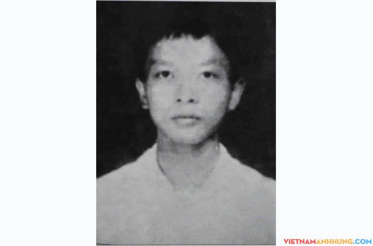 Đại tướng Võ Nguyên Giáp khóc khi lần đầu xa mẹ…