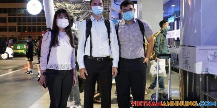 TP.HCM: Bác sĩ Bệnh viện Chợ Rẫy ‘gác Tết’ đi Gia Lai chống dịch Covid-19