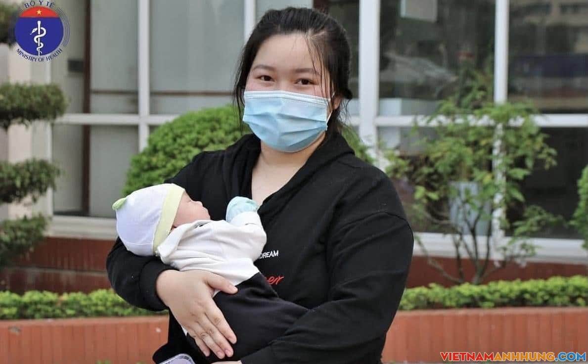 Bé sơ sinh 24 ngày tuổi ở Hải Dương mắc Covid-19 đã khỏi bệnh