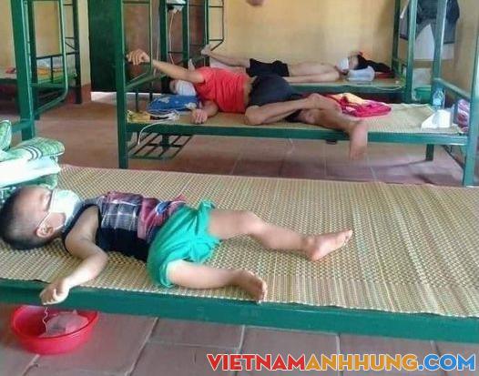 Giấc nghỉ trưa của cậu bé 03 tuổi là F1 ở Việt Yên