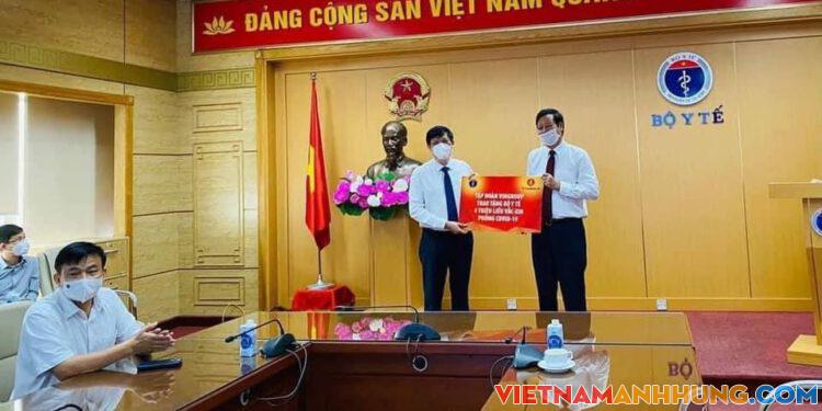 Sáng nay Vingroup đã trao tặng Bộ Y tế 4 triệu liều vắc – xin phòng Covid 19.