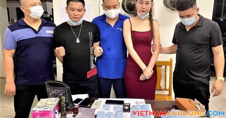 Cô gái bị bắt khi đang giao dịch 1.500 viên thuốc lắc trong đêm