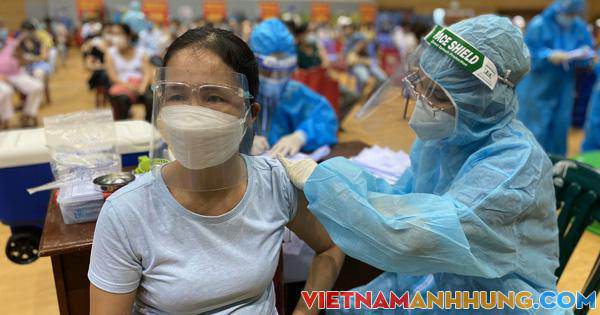 Đà Nẵng hướng dẫn dùng QR Code tích hợp tiêm vắc-xin Covid-19 và khai báo y tế