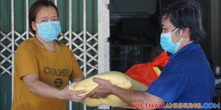 Đà Nẵng 100 tỷ đồng hỗ trợ người nghỉ việc, mất việc do dịch Covid-19