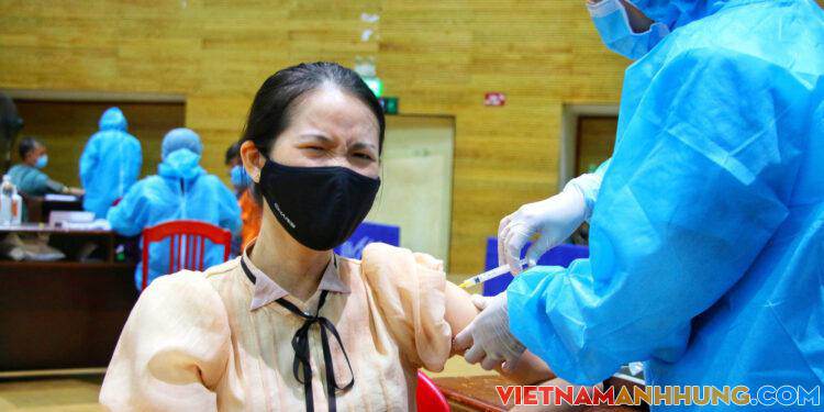 Đà Nẵng tính chuyện nới lỏng giãn cách theo tiến độ tiêm vaccine phòng Covid-19