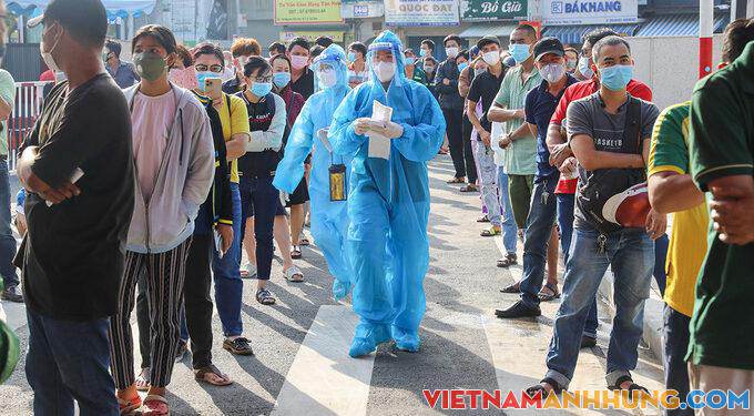 4 đợt xét nghiệm diện rộng ở TP HCM