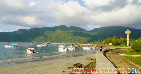 Tích hợp cáp quang vào dự án cấp điện cho Côn Ðảo