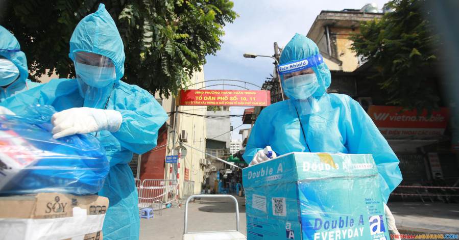 Hà Nội: Cả gia đình ở chung cư Park View Tower