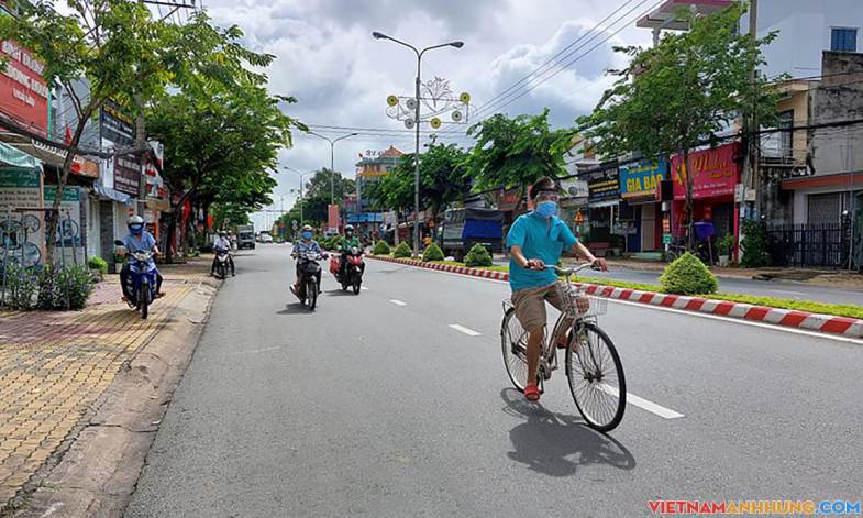 Bình Dương muốn mở tất cả hoạt động kinh tế vào đầu năm tới