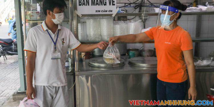 Covid 24h: TP HCM lùi thời gian đạt mục tiêu kiểm soát dịch