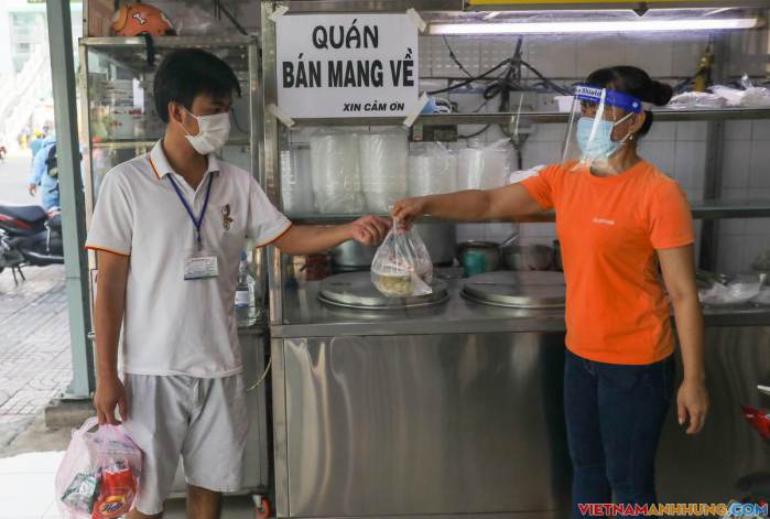 Covid 24h: TP HCM lùi thời gian đạt mục tiêu kiểm soát dịch