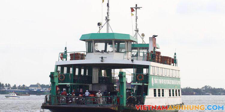 Đề xuất 79 tỷ đồng đóng mới hai phà 200 tấn ở TP HCM