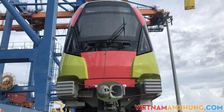 Đoàn tàu thứ 10 metro Nhổn – ga Hà Nội về Việt Nam