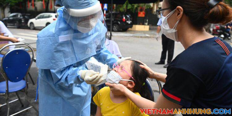 Không bắt buộc xét nghiệm Covid-19 với trẻ dưới 12 tuổi