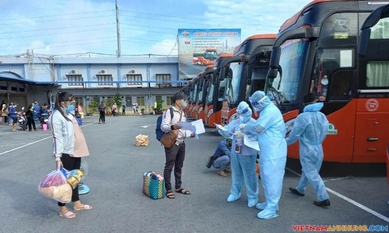 TP HCM đưa hơn 2.000 người về 6 tỉnh