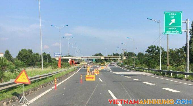 Tài xế phải đi vòng khi lưu thông trên cao tốc Nội Bài – Lào Cai