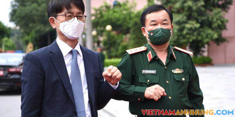 Việt Nam – Hàn Quốc tăng cường hợp tác công nghiệp Quốc phòng