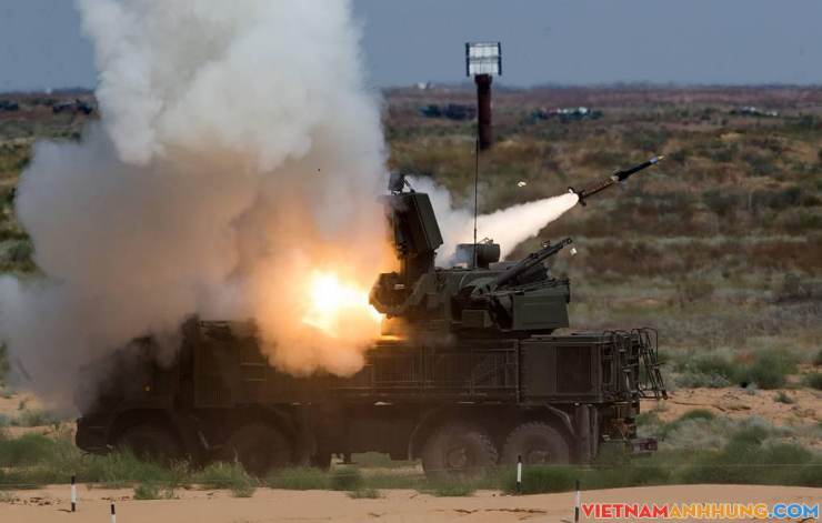 Vũ khí phòng không Nga tiêu diệt thiết bị bay của khủng bố ở Syria