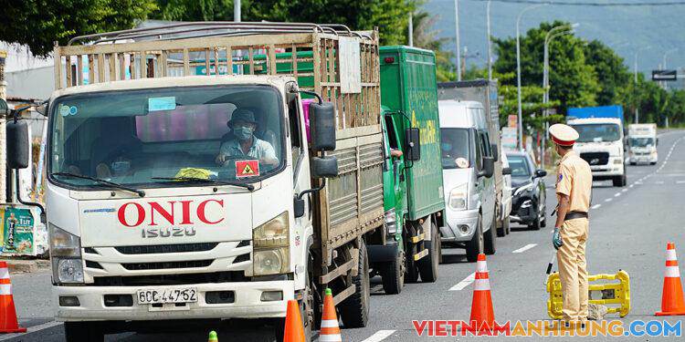 Vũng Tàu bãi bỏ quy định ‘xe luồng xanh phải đi ban đêm’