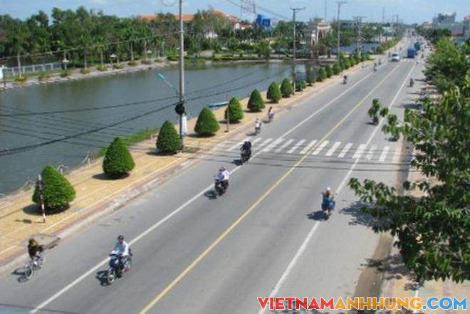 Tài xế dương tính SARS-CoV-2, cả khóm bị siết giãn cách sau 3 ngày nới lỏng