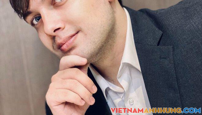 TikToker “Anh Nga Ngố” nổi tiếng clip học tiếng Việt hài hước