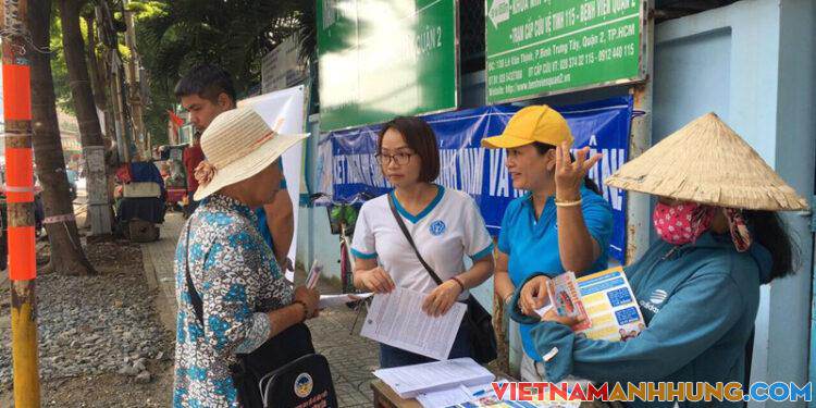 Thuyết phục người dân tham gia BHXH tự nguyện nhờ lợi ích thiết thực