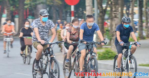 NÓNG: Người dân được tập thể dục ngoài trời, trung tâm thương mại được hoạt động lại ở Hà Nội