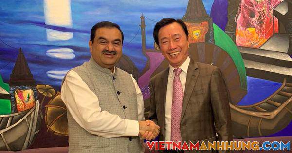 Đại sứ Phạm Sanh Châu trao đổi với tỉ phú Gautam Adani về đầu tư các dự án tại Việt Nam