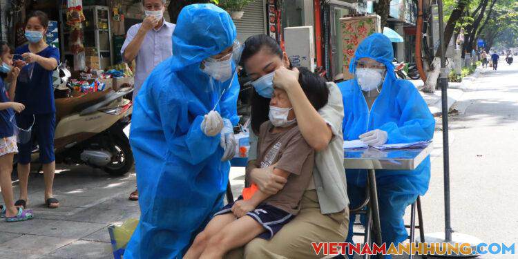 Trẻ em dưới 12 tuổi ở Hà Nội không bắt buộc xét nghiệm