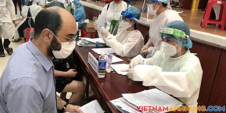 Hơn 3.000 người nước ngoài được tiêm vaccine phòng Covid-19
