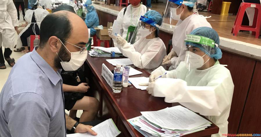 Hơn 3.000 người nước ngoài được tiêm vaccine phòng Covid-19