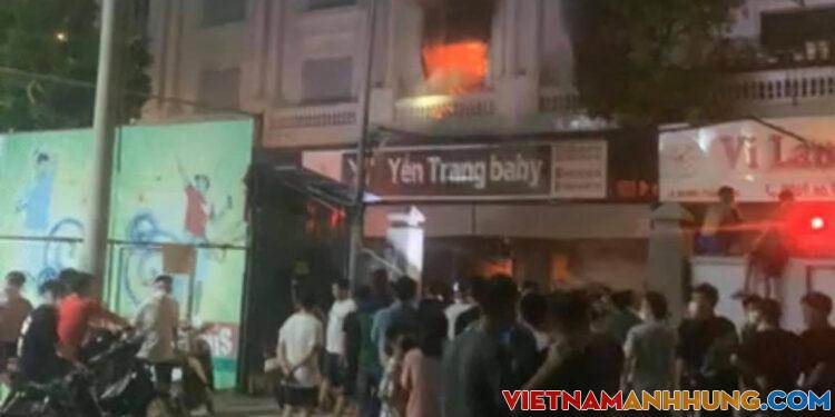 Cháy biệt thự bán quần áo ở Ninh Hiệp trong đêm, nhiều tài sản bị thiêu rụi