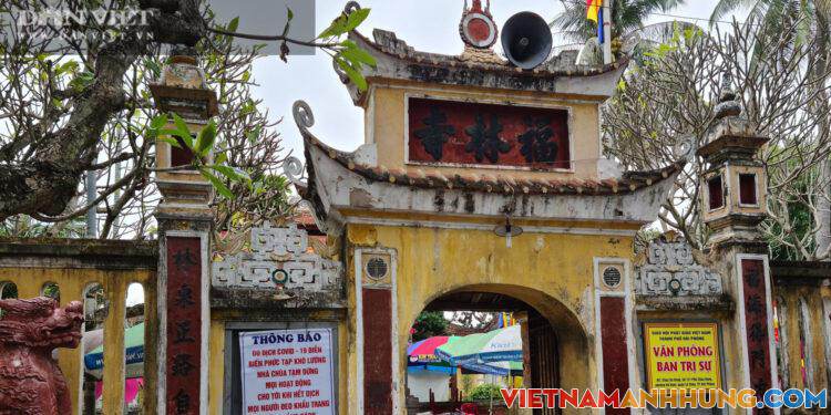 Các khu du lịch, đình chùa được mở cửa trở lại từ tháng 10