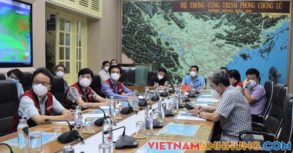 Bão số 5 giật cấp 13, lên kịch bản sơ tán 760.000 dân