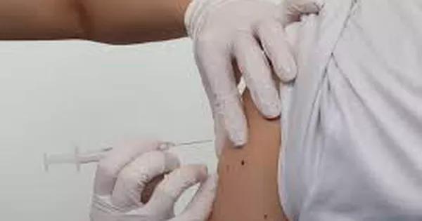 Nguyên nhân cụ ông 82 tuổi tử vong sau khi tiêm vắc-xin