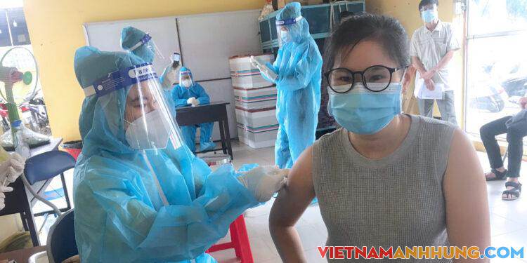 Sở Y tế Bình Dương để vaccine Moderna bị hết hạn sử dụng?