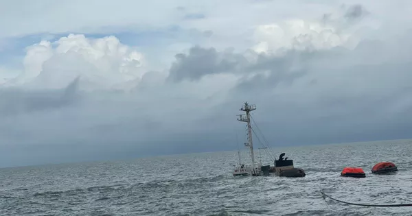 Tàu Mỹ An 1 chở hơn 9.900 tấn Clinker bị đâm chìm khi đang neo ở biển Vũng Tàu