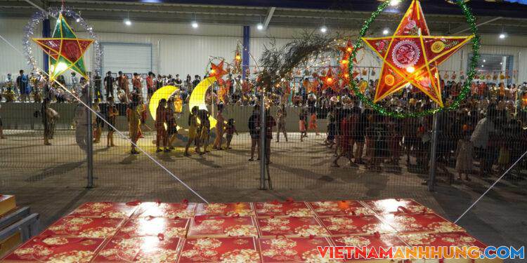 Tết Trung thu dành cho hơn 1.200 em nhỏ tại Bệnh viện dã chiến điều trị Covid-19