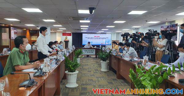 TP HCM trân trọng mời người dân ở lại để đóng góp cho thành phố